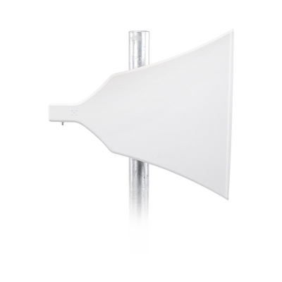 Antena Asimétrica de 90 °, 16 dBi, tipo cuerno de alta eficiencia, 4.9-6.5 GHz, , Conector SMA-Hembra, con montaje inclu